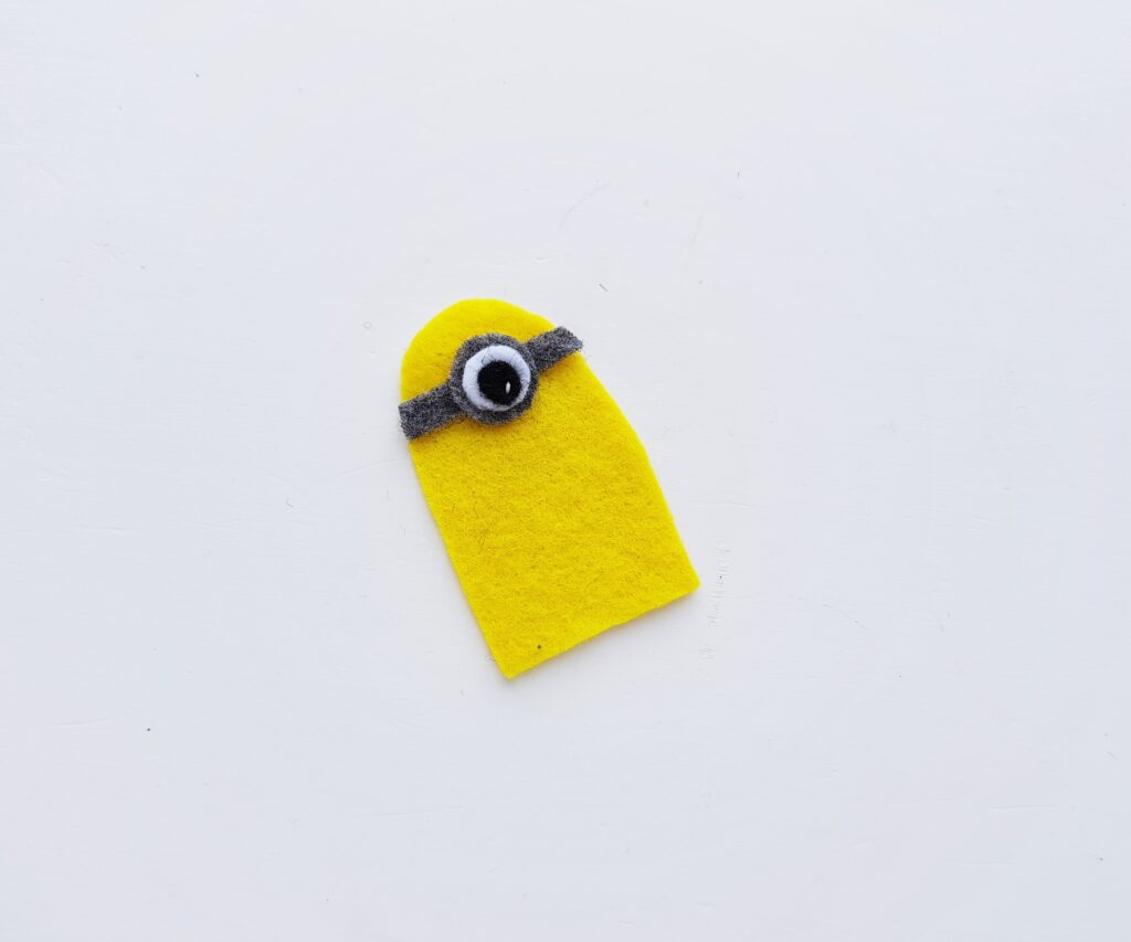 yellow minion cut out