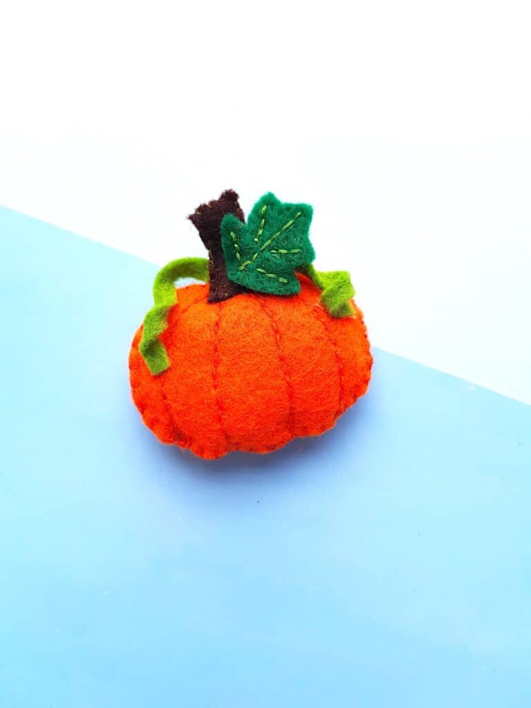 How To Sew A Cute Felt Pumpkin