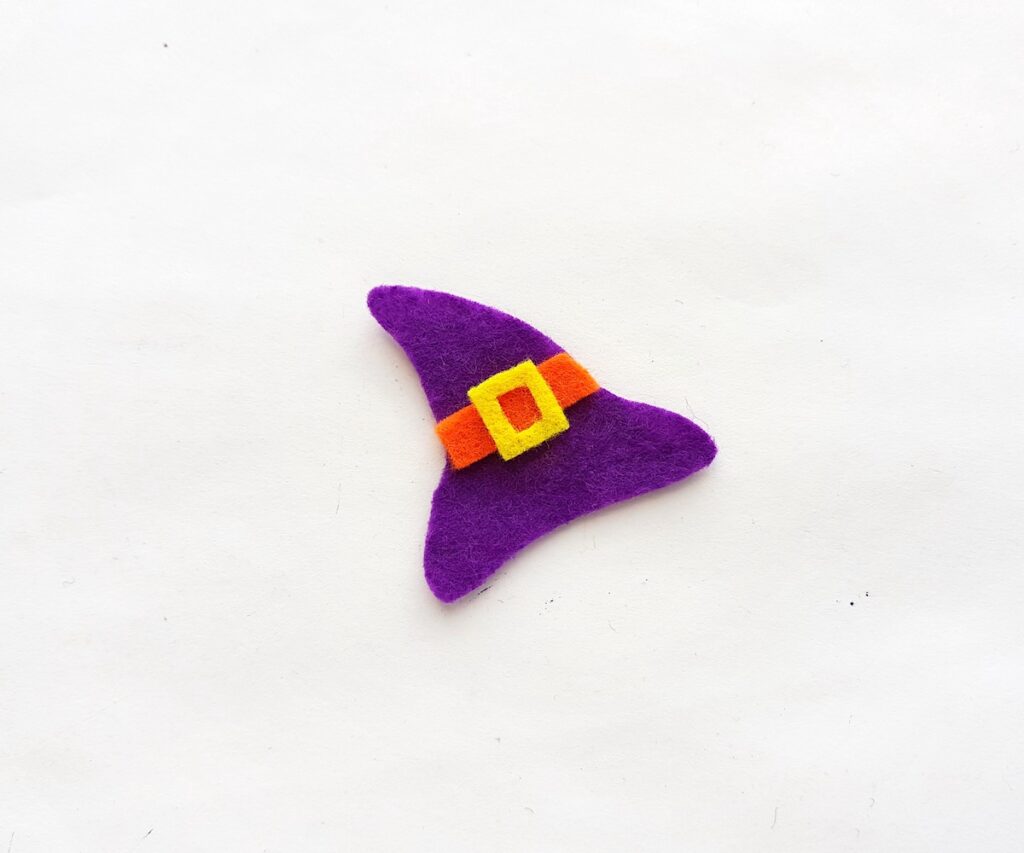 cutting felt mini witch hat pencil topper