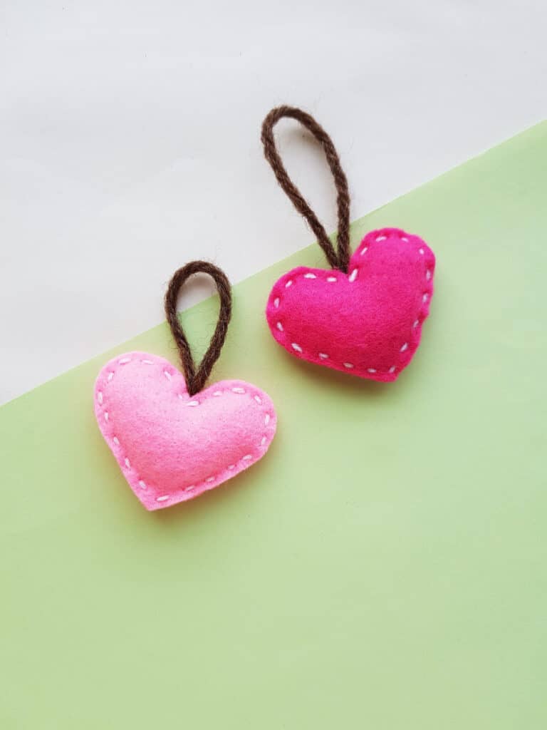 Felt Hearts