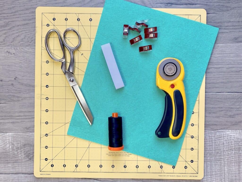 How to Make a Planner Pen Holder