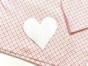 Stacked Hearts Bookmark (Free Pattern) - Easy Things to Sew